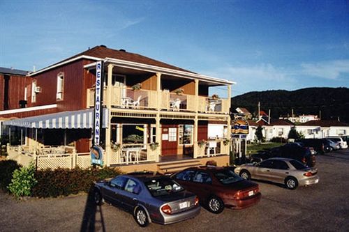 Hotel-Motel Baie-Ste-Catherine Exterior photo